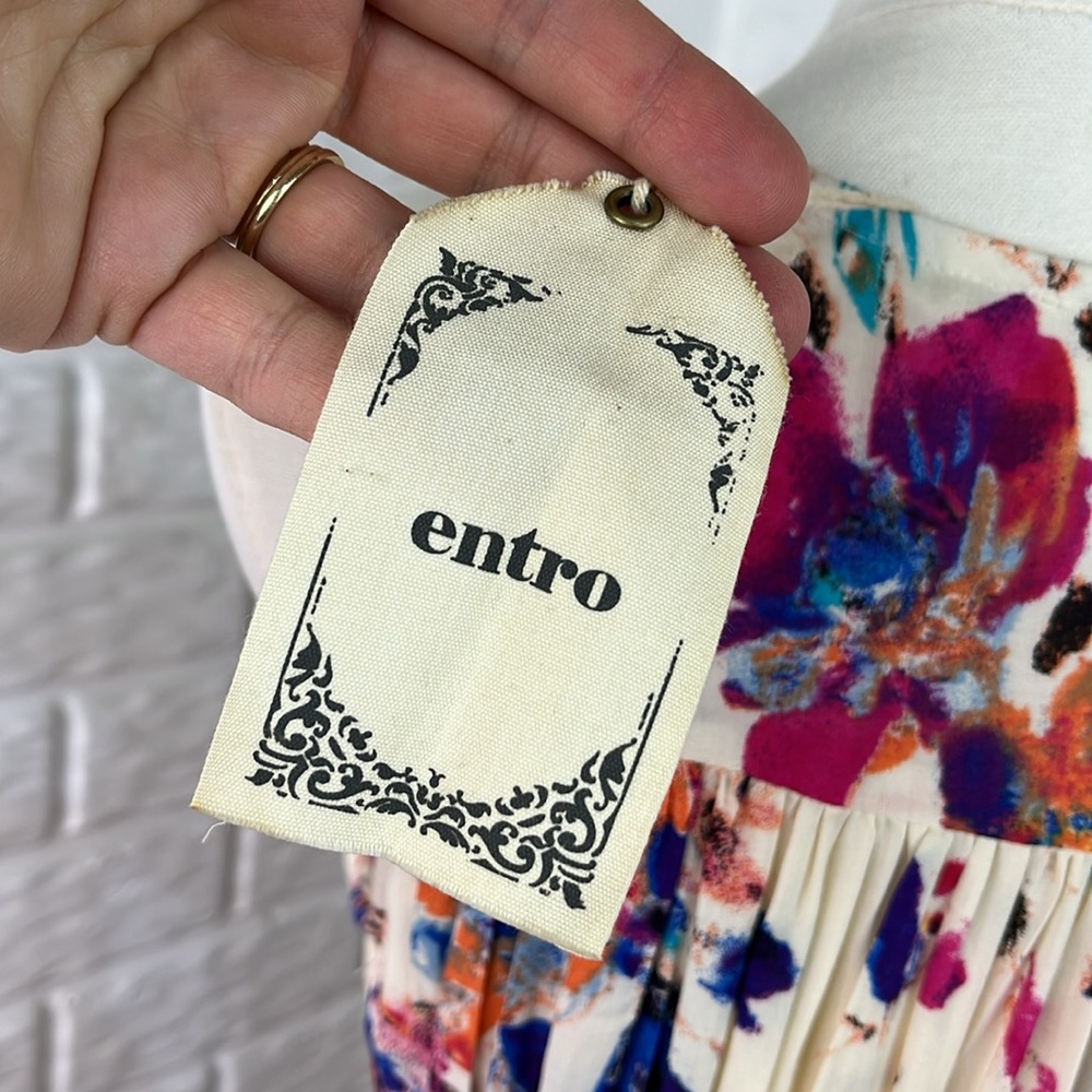 ENTRO FIT AND FLARE FLOWY RAYON DRESS COLORFUL WITH CREAM LINED SZ SM NWT - Picture 8 of 16